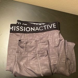 NWOT Men’s XXL Mission Active compression pants